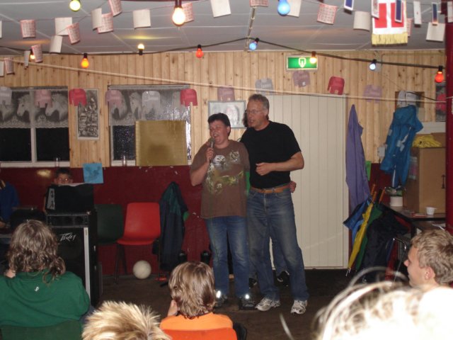 2006HWK 135.jpg